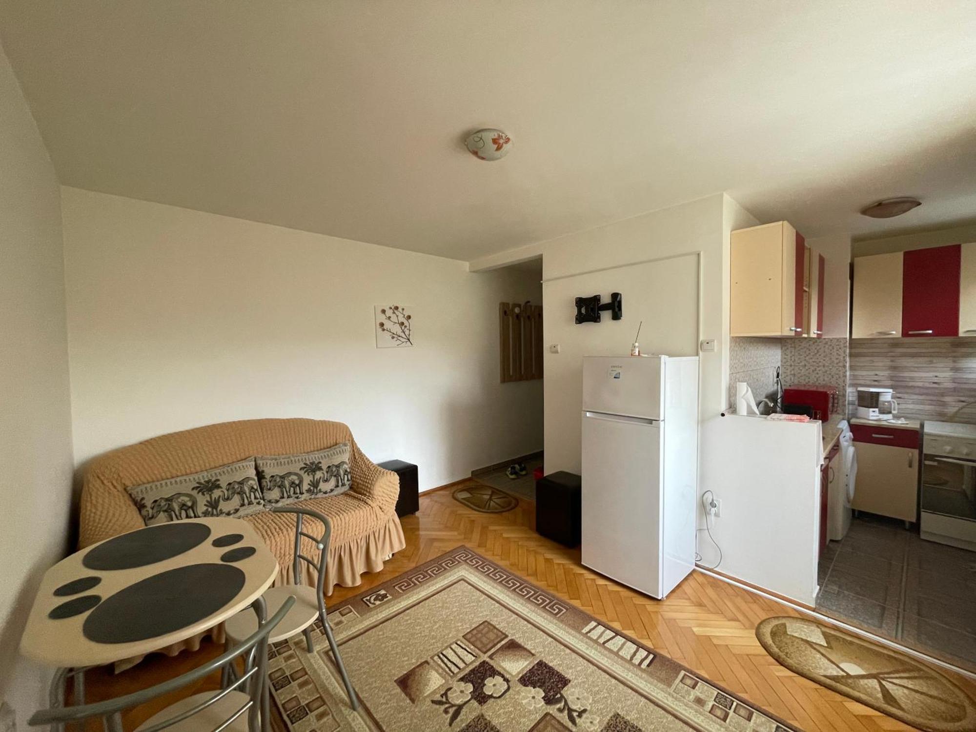 Gherla Apartment Victoria מראה חיצוני תמונה